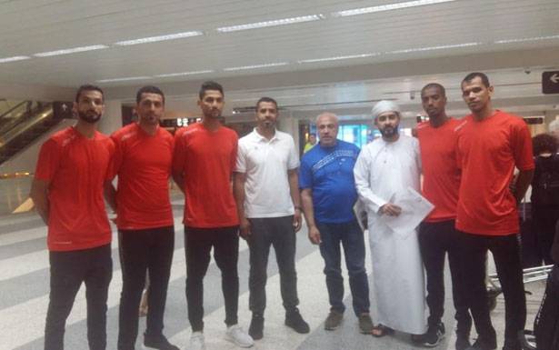 الاتحاد اللبناني أنهى استعداده للبطولة الاقليمية

بطولة غرب آسيا للكرة الطائرة الشاطئية

تنطلق اليوم ولبنان يواجه الكويت افتتاحاً