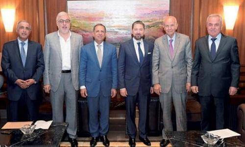 "اللقاء التشاوري": المناصفة فقط لموظفي الفئة الاولى مع مراعاة الكفاءة