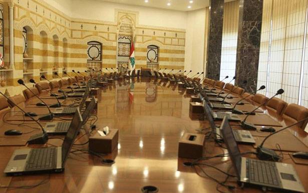 الحريري سيدعو مجلس الوزراء للانعقاد وسفراء اوروبيون يحذرون