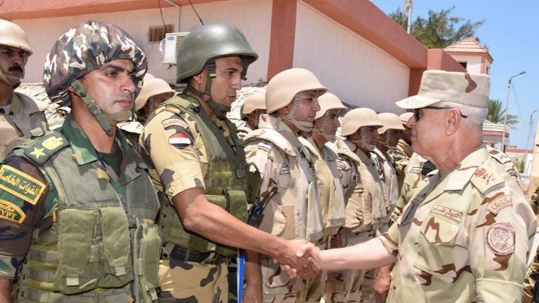 رئيس أركان الجيش المصري على 
