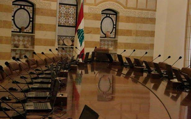 مهلة زمنية لا تتعدّى الايام لاستعادة الحكومة اجتماعاتها ... الاّ