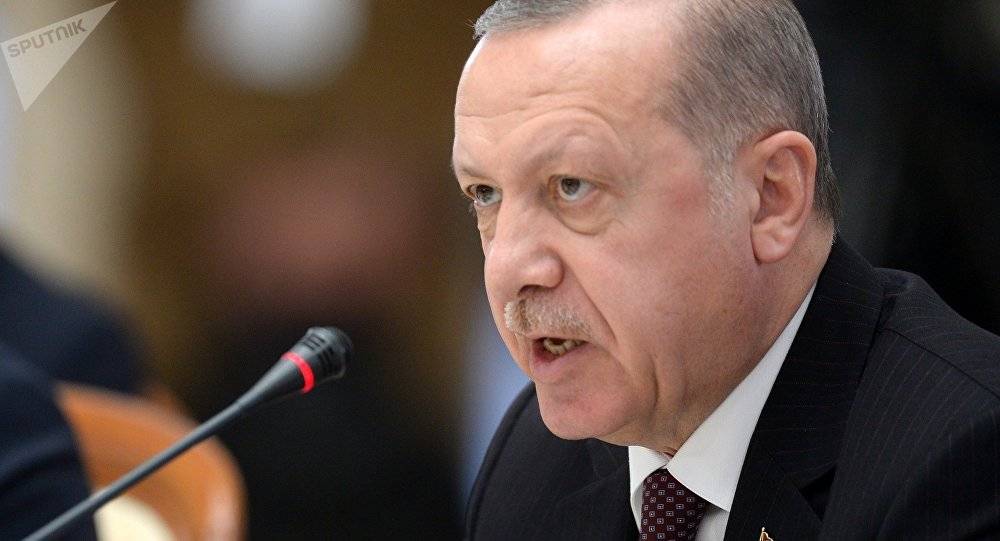 أردوغان يهدد بإطلاق عملية جديدة ضد المقاتلين الأكراد في سوريا