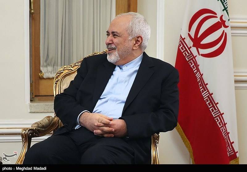 إيران تطالب أوروبا بإعادة مبيعات النفط عند 2.8 مليون برميل يوميا