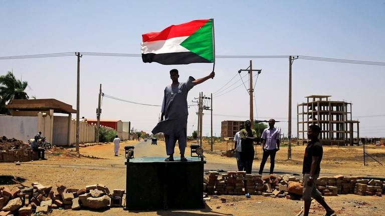 دعم سعودي إماراتي جديد للسودان