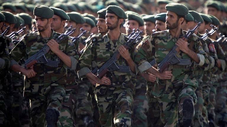 مقتل اثنين من الحرس الثوري الإيراني وإصابة ثالث في اشتباك مع جماعة مسلحة على حدود تركيا