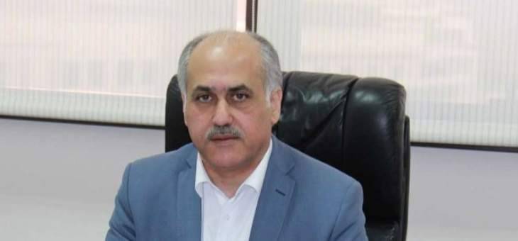 أبو الحسن: قاصرون مدللون يحكمون البلد انها مهزلة ما بعدها مهزلة