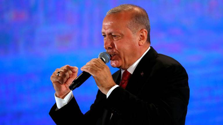 أردوغان يستفز روسيا في القرم