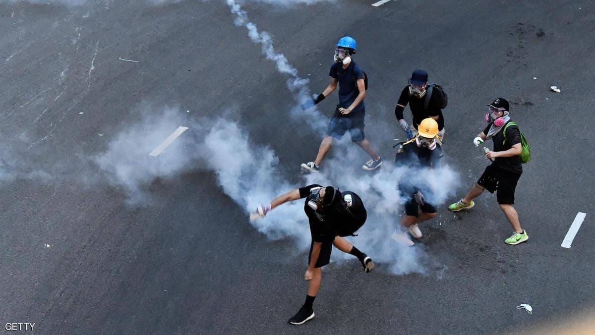 هونغ كونغ.. زيت جديد على نار واشنطن وبكين