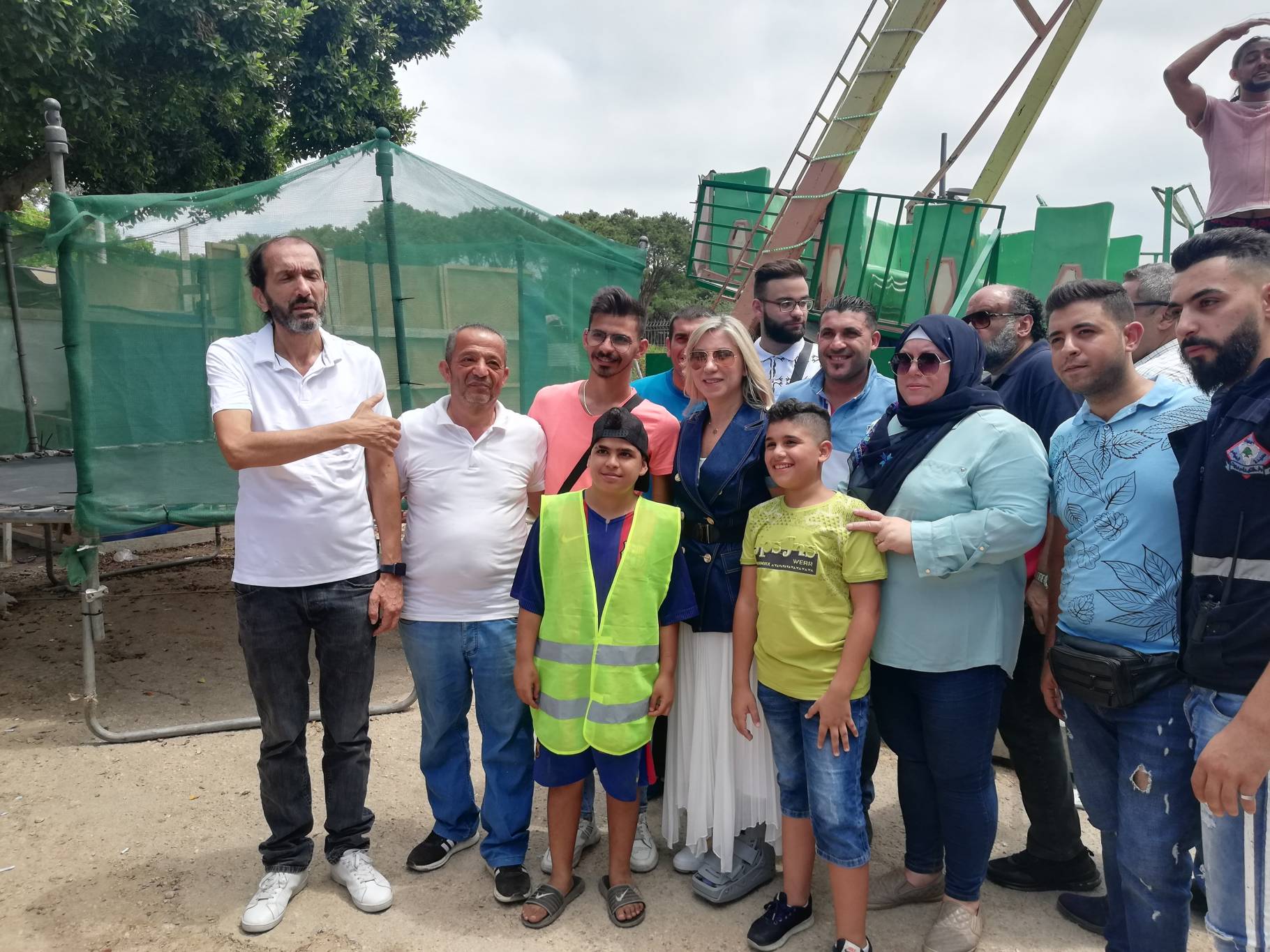 الطبش تشارك أهالي الطريق الجديدة فرحة العيد