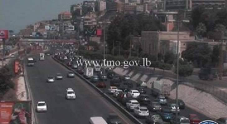 حركة المرور كثيفة من الضبية باتجاه نهر الكلب وصولا الى جونية