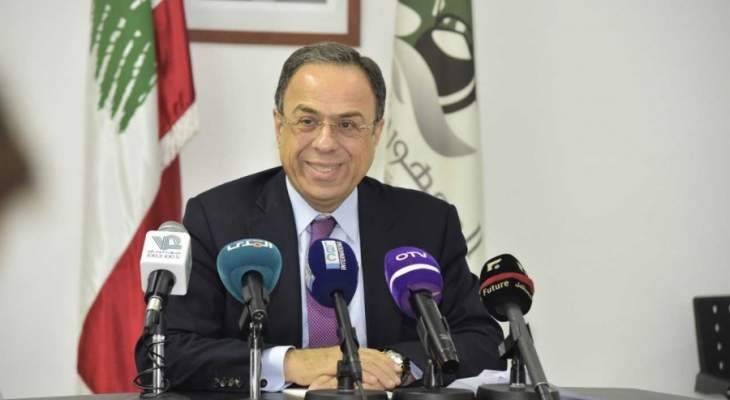 بطيش: سعر النقد في لبنان ثابت ولا خوف على الليرة