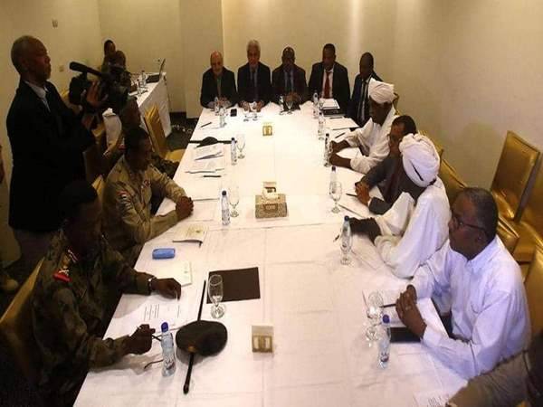 ما الذي حصل خلال اجتماع قوى الحرية والتغيير السودانية في القاهرة؟