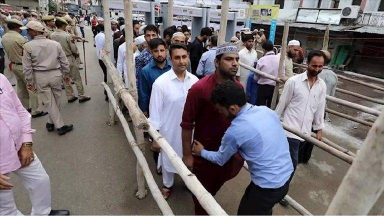 نيودلهي: القيود المفروضة على كشمير تُرفع تدريجيًا