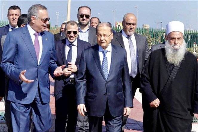 شيخ عقل طائفة الموحدين الدروز نصر الدين الغريب تلقّى اتصال معايدة من الرئيس عون