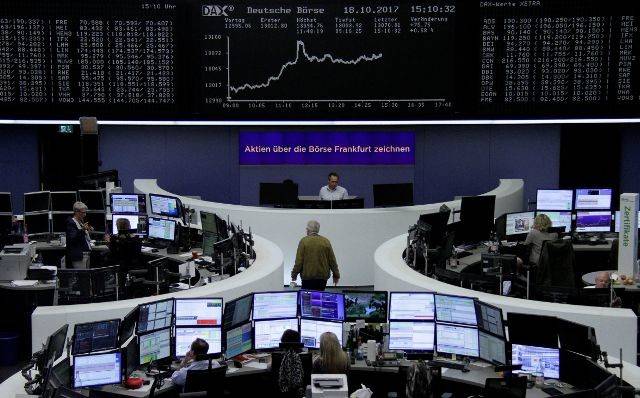 أسهم‭ ‬أوروبا مستقرة بعد عمليات بيع كثيفة