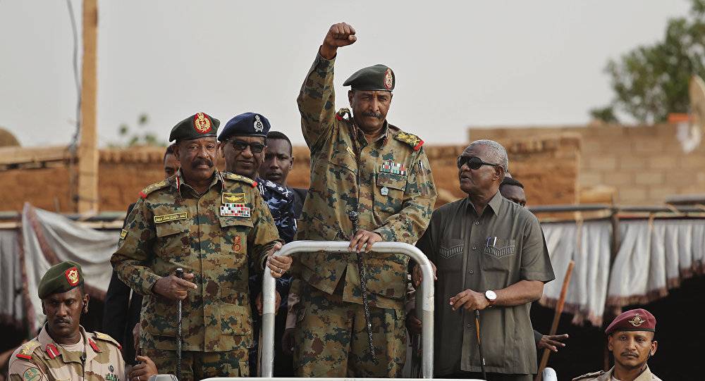 المجلس العسكري السوداني يحسم أسماء "مجلس السيادة"