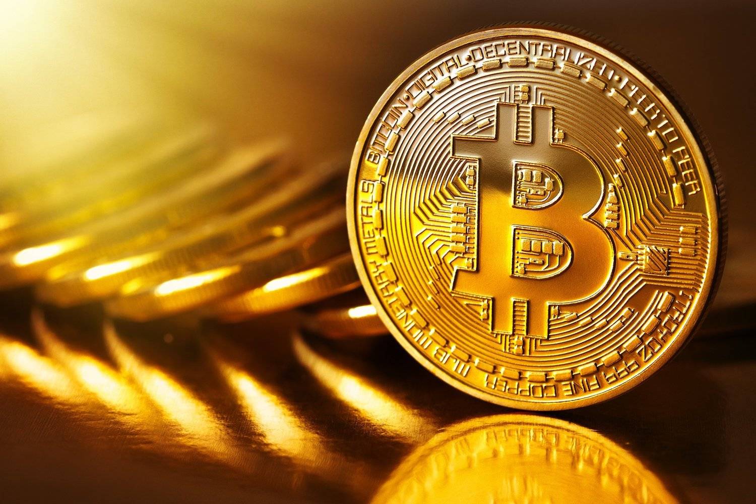 بتكوين تتراجع لأدنى مستوى في أسبوعين بفعل تداولات فنية ومخاوف السوق