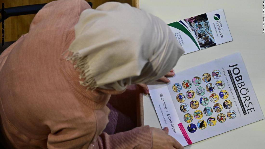 توظيف اللاجئات قد يعزز الناتج المحلي الإجمالي العالمي بـ1.4 تريليون دولار