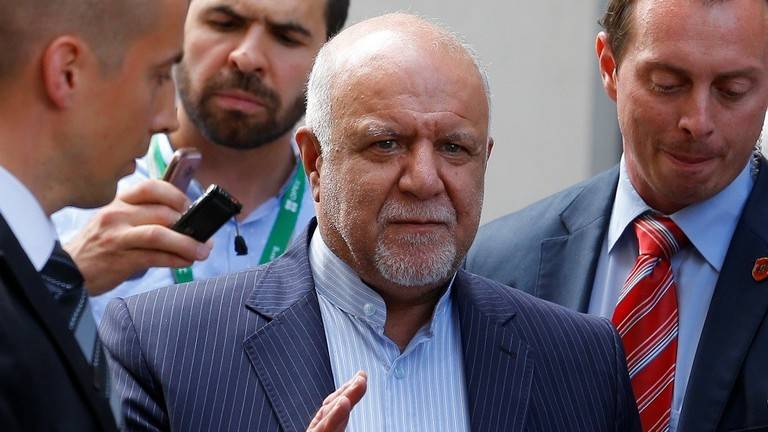 وزير إيراني يسخر من تصريحات ترامب حول النفط