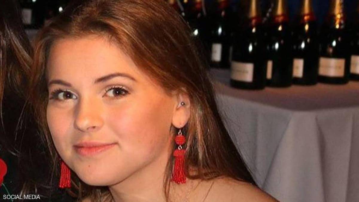 العثور على جثة ابنة مليونيرة بريطانية ميتة في حمام للسباحة