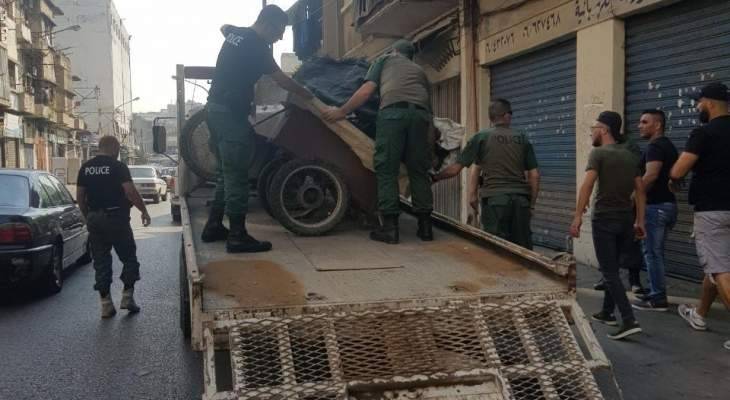 شرطة بلدية طرابلس صادرت بسطات وعربات مخالفة
