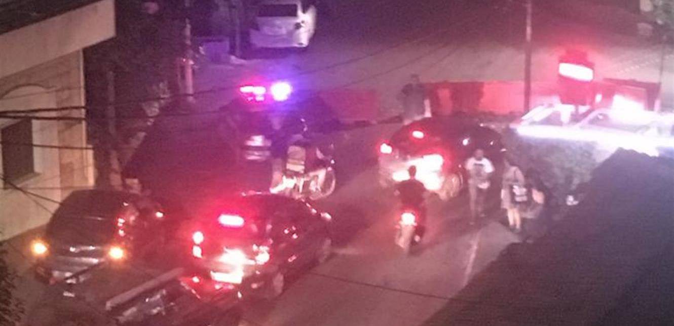 انقلاب شاحنة في ذوق مكايل (صورة)