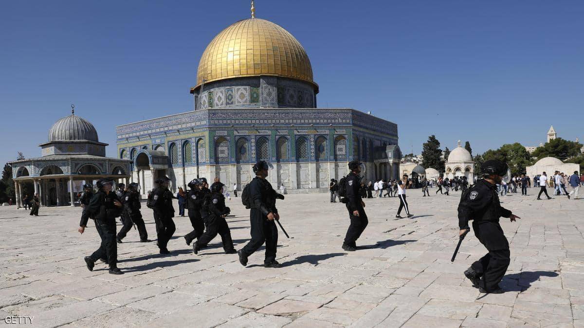 إغلاق المسجد الأقصى بعد عملية طعن في القدس