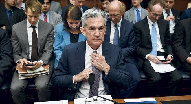 "الاحتياطي الفيدرالي": الاقتصاد الأمريكي بحاجة إلى خفض أسعار الفائدة