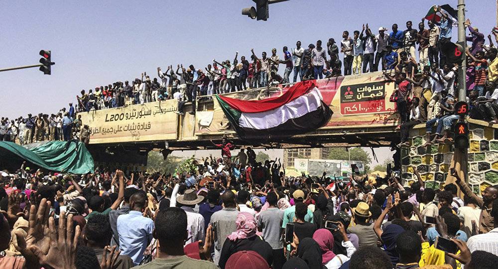 "العدل والمساواة" السودانية تدعو لعدم الاستعجال في توقيع الوثيقة الدستورية