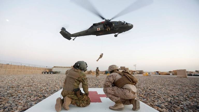 ترامب يستشير إدارته لبحث الانسحاب من أفغانستان