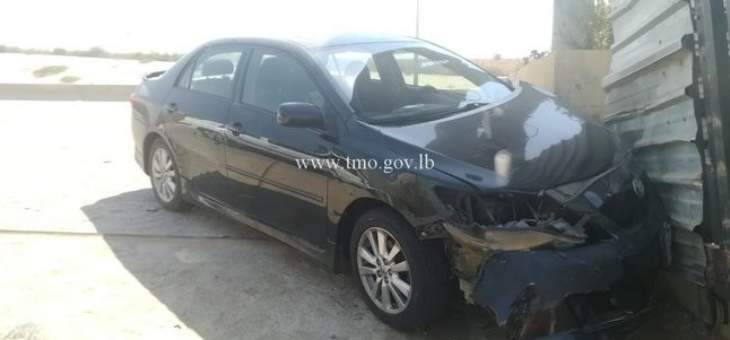جريح نتيجة انزلاق سيارة واصطدامها جانب طريق عام الكوستا برافا الاوزاعي