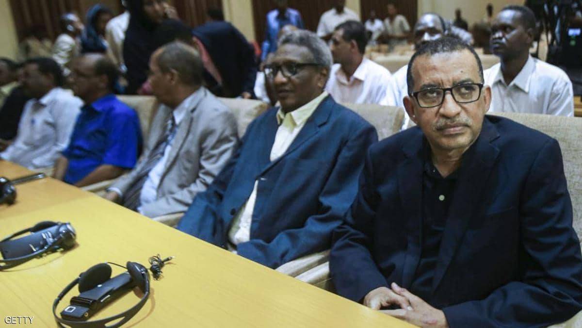 السودان.. "قوى التغيير" تحسم أسماء مرشحيها للمجلس السيادي