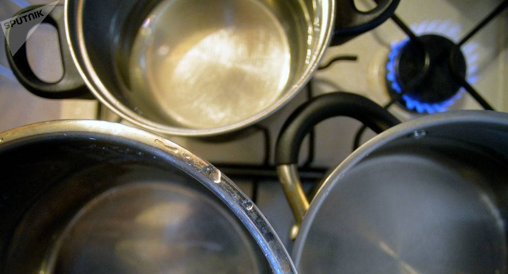 طناجر الطهي تثير الذعر بمحطة قطارات أنفاق في نيويورك... فيديو
