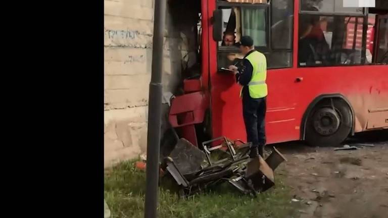 32 جريحا في حادث مروري بمدينة بيرم الروسية