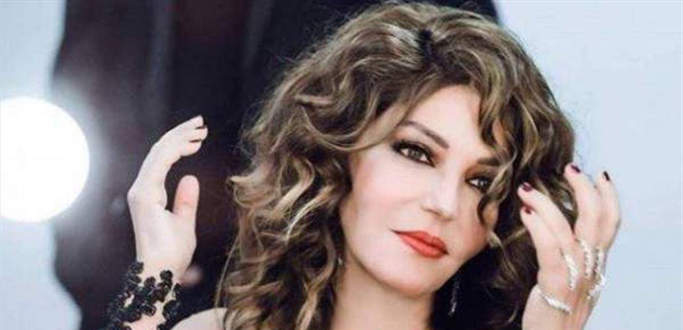 سميرة سعيد تكشف عن عمرها (فيديو)