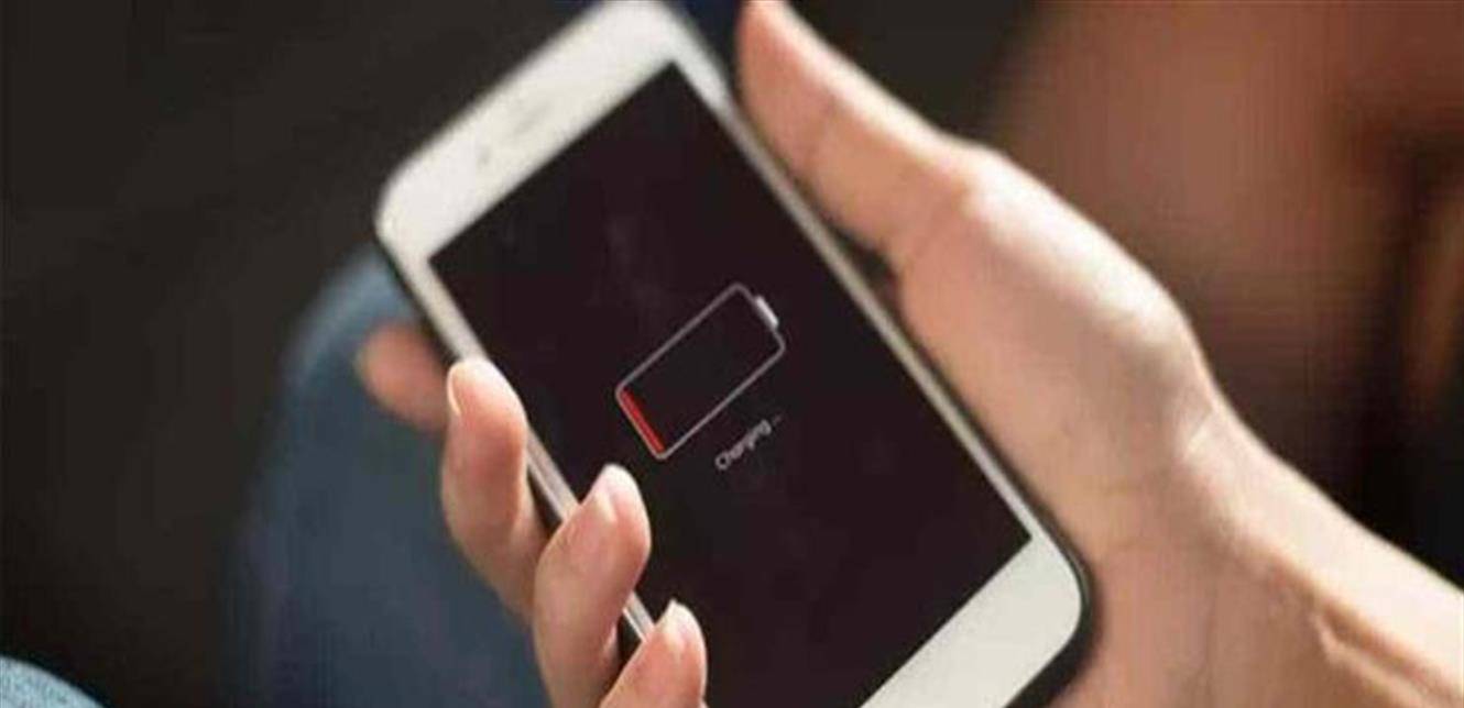 لمستخدمي آيفون.. خطأ "قاتل" ترتكبونه يهلك البطارية