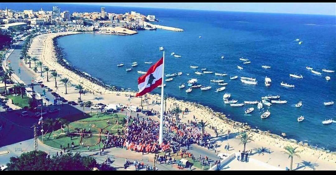 العناية الإلهية تنقذ صور من كارثة وحالة هلع في مبنى سكني