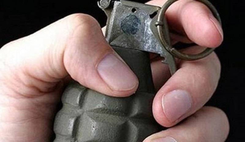رمى قنابل فأصيب بها...واليوم انفضح أمره!