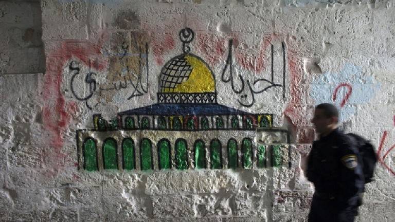 تقرير: أكثر من 700 أسير فلسطيني مريض تتعمد إسرائيل إهمال أوضاعهم