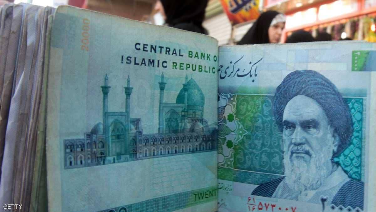 روحاني يحذف 4 أصفار من الريال الإيراني