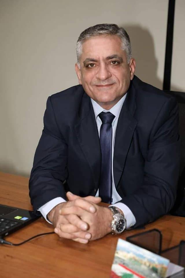 وفاة الدكتور انطوان الخوري حرب في تسمم غذائي