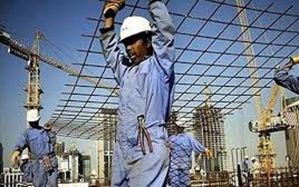 قطر تعترف بانتهاكاتها لحقوق عمال مونديال 2022