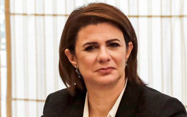 الحسن: الاعمال الاجرائية تتم بدقة في المطار ولا تهاون بتطبيق الاجراءات