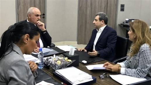 خليل عرض مع ابو فاعور لموضوع صناعة الدواء في لبنان