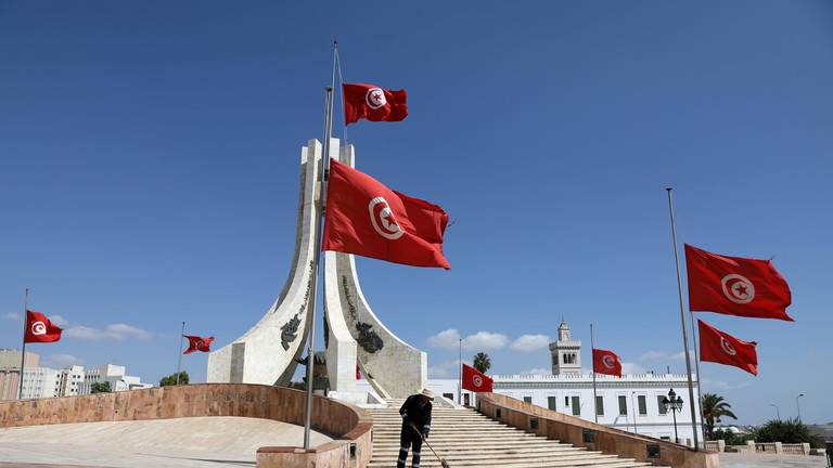جلسة استثنائية للبرلمان التونسي لمناقشة القانون الانتخابي