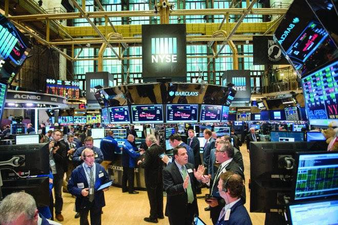 صناديق الأسهم الخاملة خارج أمريكا تستقطب 1.77 مليار دولار