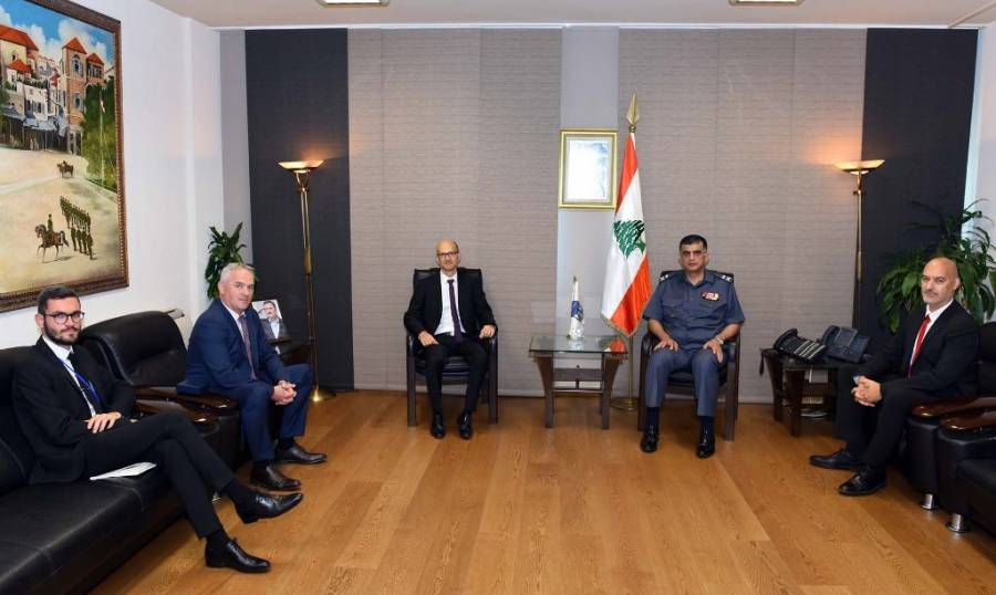 عثمان استقبل ملحق الأمن الداخلي في السفارة الفرنسية مودعا