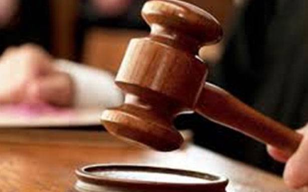 الطعن المقدّم امام محكمة الاستئناف والمتناول لقرارات مجلس نقابة المحامين ليس له مفعول نقض القرار الصادر عن الهيئة الإتهاميّة وتصديق قرار قاضي التحقيق