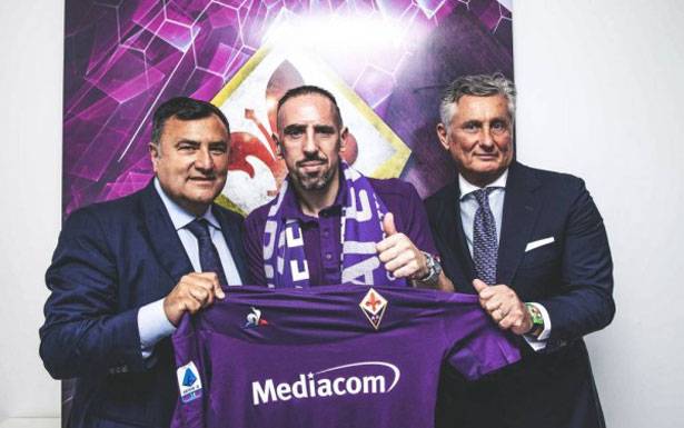 فيورنتينا يعلن رسمياً ضم ريبيري