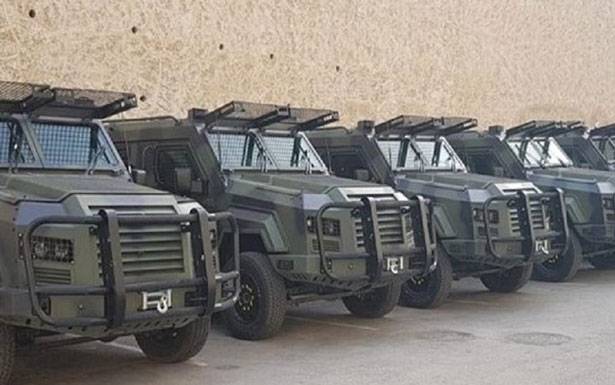 الاردن يسلم السلطة الفلسطينية دفعة ثانية من «المصفحات»